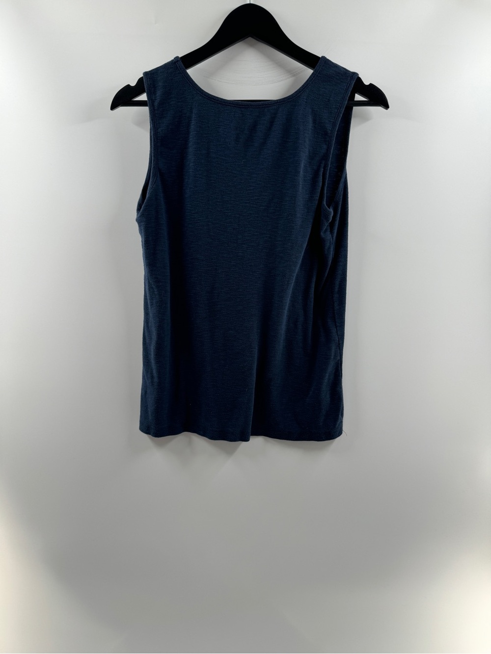 Merona Navy Blue Ruffle Front Tank Top – Women’s Large - Picture 5 of 7